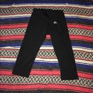 Adidas women’s 3/4 workout leggings